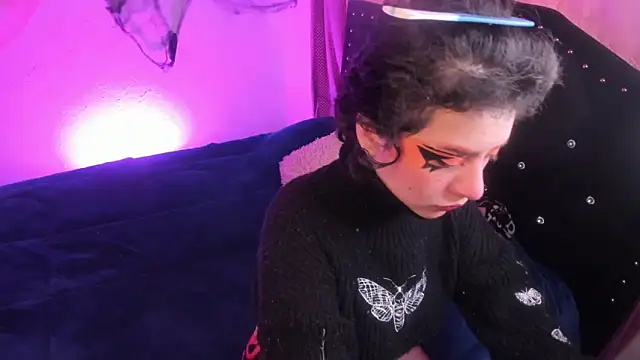 Snapshot of kitty__chs chatting on November 2025 12:42:02 PM kitty chs online show from November 2025 12:42:02 PM