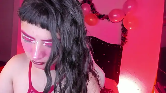 kitty  chs online show from December 2025 02:08:02 PM