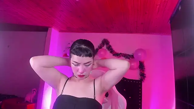 kitty  chs online show from January 2026 01:06:01 PM