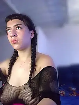 kitty  chs online show from April 2026 04:35:01 PM