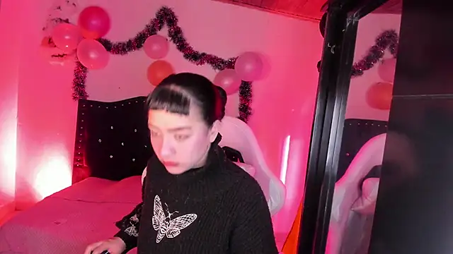 kitty  chs online show from January 2026 12:23:02 PM