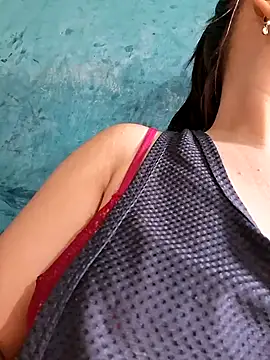 hot-mom22 online show from November 2025 11:25:01 AM