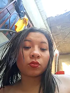 hot-mom22 online show from October 2025 09:33:02 PM