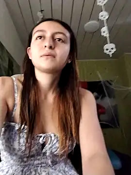 Snapshot of lala_clark chatting on November 2025 11:48:01 AM lala clark online show from November 2025 11:48:01 AM