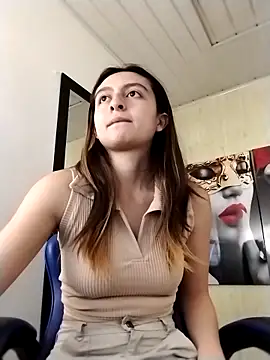 Snapshot of lala_clark chatting on November 2025 12:06:01 PM lala clark online show from November 2025 12:06:01 PM