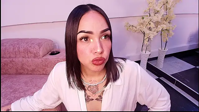 Snapshot of Candy_dim chatting on December 2025 04:29:01 AM Candy dim online show from December 2025 04:29:01 AM