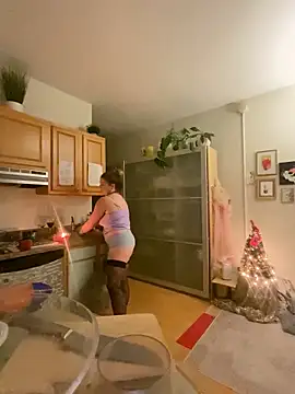 Seturselfonfire online show from November 2025 12:10:02 AM