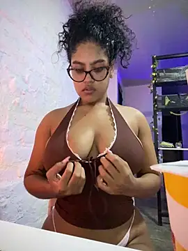 miiabrown18 online show from April 2026 01:29:01 AM