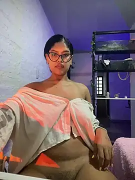 miiabrown18 online show from June 2026 11:37:02 AM