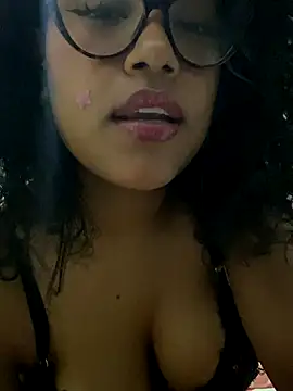 miiabrown18 online show from October 2025 01:39:01 AM