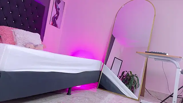 Snapshot of Kataaleya__12 chatting on January 2026 11:58:02 AM Kataaleya 12 online show from January 2026 11:58:02 AM