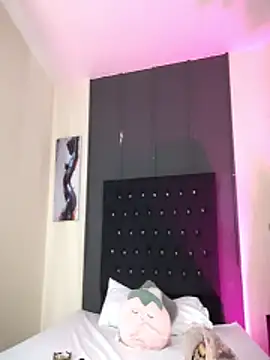 Snapshot of Kataaleya__12 chatting on November 2025 11:59:02 AM Kataaleya 12 online show from November 2025 11:59:02 AM