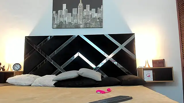 Snapshot of iammariano chatting on April 2026 03:21:01 AM iammariano online show from April 2026 03:21:01 AM