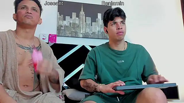 Snapshot of iammariano chatting on March 2026 03:44:01 AM iammariano online show from March 2026 03:44:01 AM