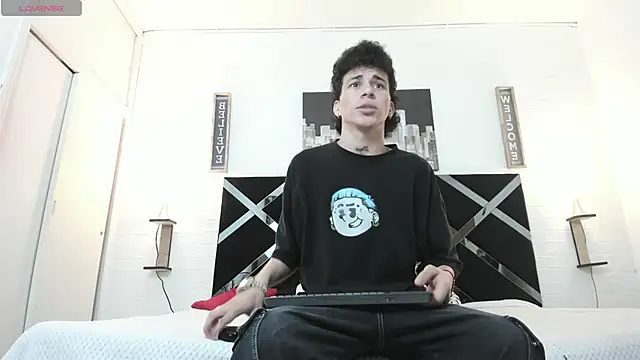 iammariano online show from November 2025 03:43:01 AM