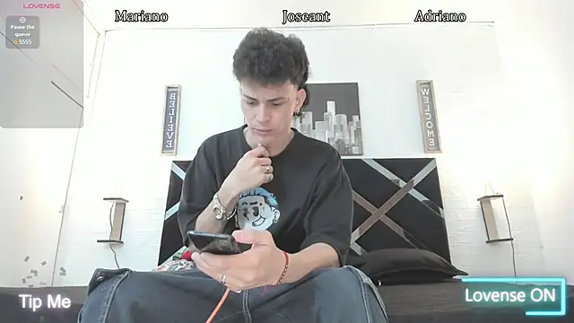 iammariano online show from November 2025 04:24:02 AM