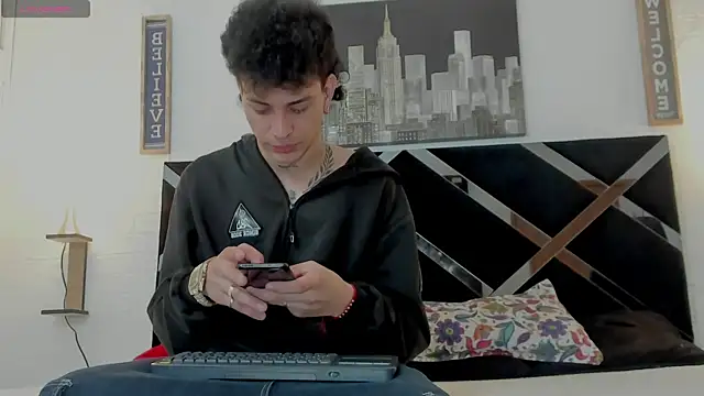 iammariano online show from November 2025 04:37:02 AM