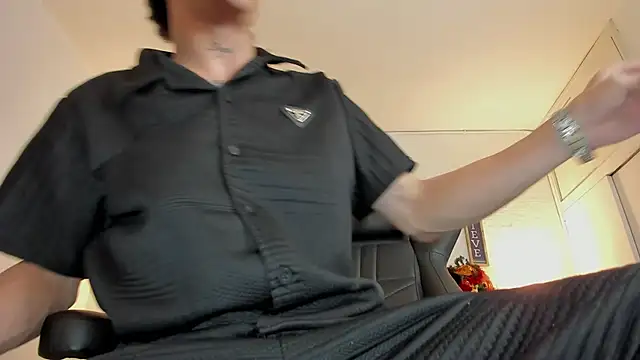 iammariano online show from December 2025 03:42:01 AM