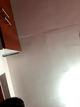 Snapshot of _Kinky69_ chatting on November 2025 09:37:02 PM Kinky69 online show from November 2025 09:37:02 PM