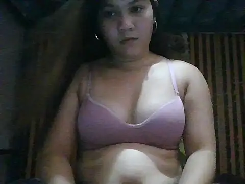 Snapshot of _charmingpixie15 chatting on July 2026 10:43:01 AM charmingpixie15 online show from July 2026 10:43:01 AM