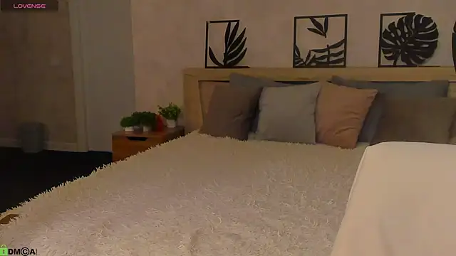 Berta Kelly online show from April 2026 12:49:02 AM