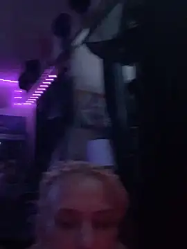 blondebarbiebae online show from October 2025 02:21:02 AM