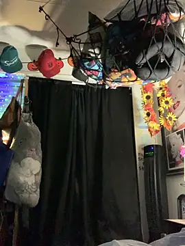 blondebarbiebae online show from March 2026 10:28:02 PM