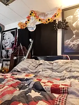 blondebarbiebae online show from December 2025 05:43:01 AM