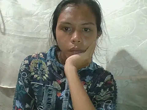 Kim25xxxx online show from November 2025 12:30:01 PM