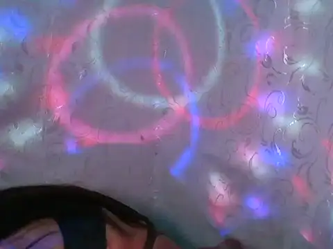 Kim25xxxx online show from November 2025 11:55:02 AM