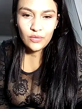 MiaaLuxx online show from October 2025 02:37:02 AM