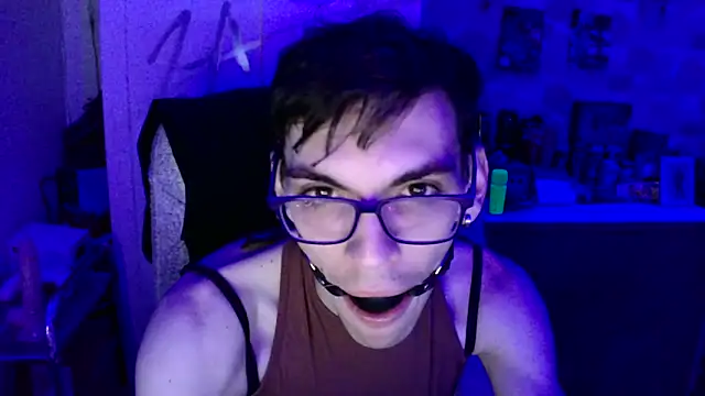 DairaxSissy  online show from September 2025 09:10:02 PM