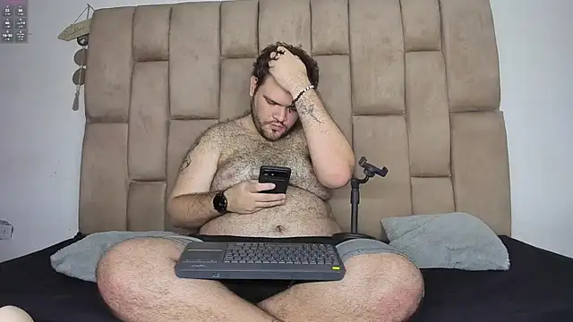 big bearr online show from May 2026 04:52:01 AM