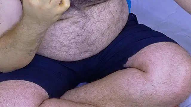 big bearr online show from October 2025 01:37:02 AM