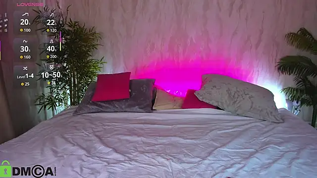 Alic Fox online show from November 2025 12:37:02 AM