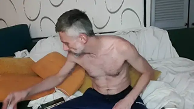 masc4mask uk online show from November 2025 05:55:02 AM