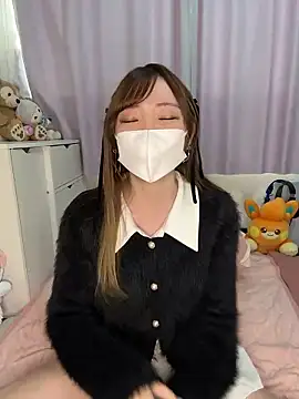 Snapshot of Moe_v_v chatting on October 2025 06:04:01 AM Moe v v online show from October 2025 06:04:01 AM