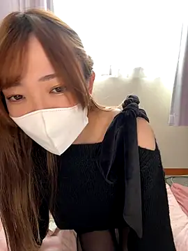 Moe v v online show from December 2025 01:11:01 AM