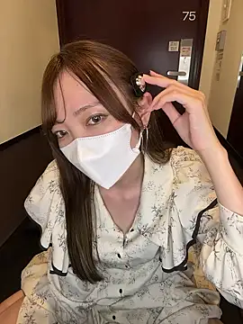 Snapshot of Moe_v_v chatting on October 2025 12:28:01 PM Moe v v online show from October 2025 12:28:01 PM