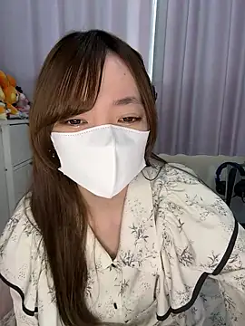 Moe v v online show from November 2025 12:00:01 AM