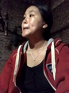 Mai lovely online show from November 2025 11:52:01 PM