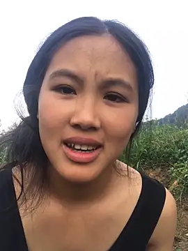 Snapshot of Mai_lovely chatting on October 2025 06:54:02 AM Mai lovely online show from October 2025 06:54:02 AM