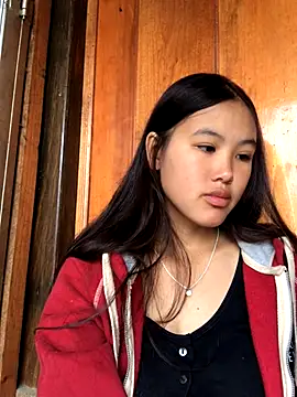 Mai lovely online show from November 2025 01:31:02 AM