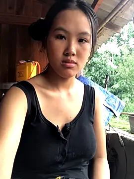 Snapshot of Mai_lovely chatting on October 2025 02:34:01 AM Mai lovely online show from October 2025 02:34:01 AM