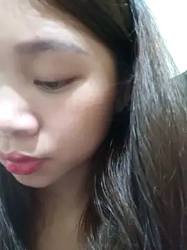 Mayy1 online show from October 2025 01:35:02 PM
