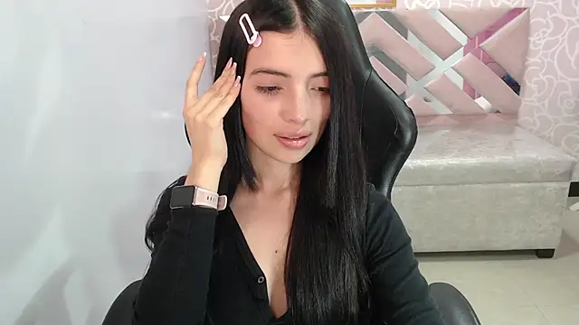 Snapshot of cynthia_ch chatting on November 2025 03:01:02 AM cynthia ch online show from November 2025 03:01:02 AM