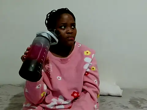 Sexykenny04 online show from September 2025 05:30:01 PM