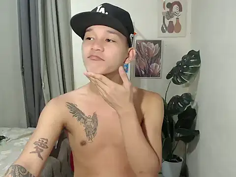 asianmonstercock05 online show from February 2026 01:25:01 AM