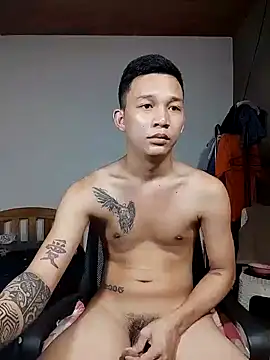 Snapshot of asianmonstercock05 chatting on October 2025 06:25:01 AM asianmonstercock05 online show from October 2025 06:25:01 AM
