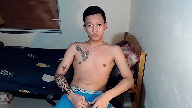 Snapshot of asianmonstercock05 chatting on September 2025 06:58:01 PM asianmonstercock05 online show from September 2025 06:58:01 PM